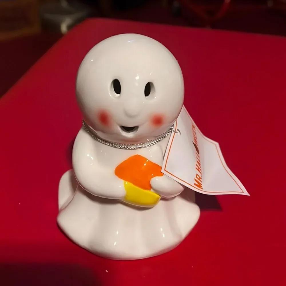 NWT mini light up ghost